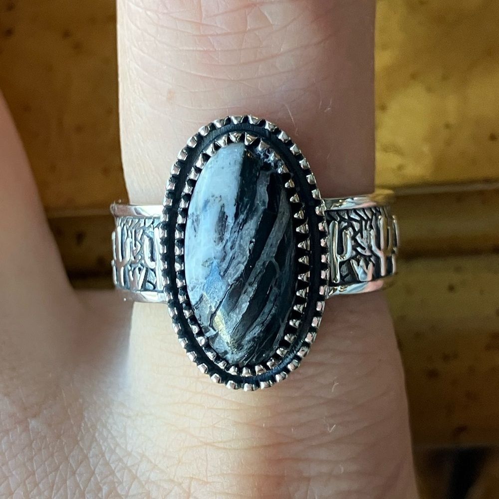 White Buffalo Turquoise Sterling Silver Cactus Ring Size 9